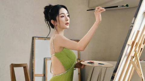 高铁上小孩吵闹