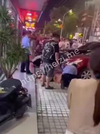 警方调查