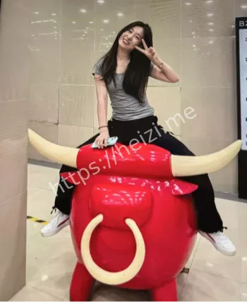 刘茹约会富二代