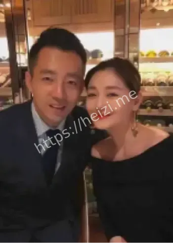 大S墓碑碑文争议