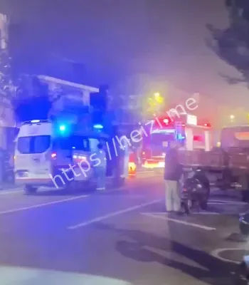 小康城夜半火光惊魂