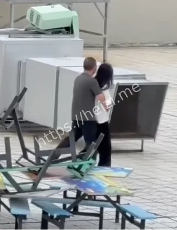 辅导员私会女学生