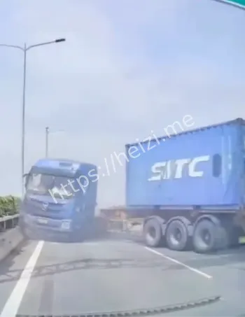 沈海高速起火浓烟救援