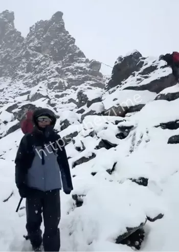 定日县救援鏟雪多人失踪