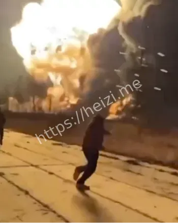 化学品油罐车起火