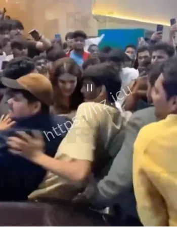 海得拉巴活动围堵事件