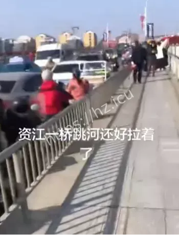 娄底居民联手救援