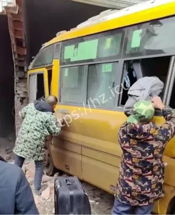 居民家损毁严重