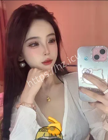 私密时刻竟遭偷拍