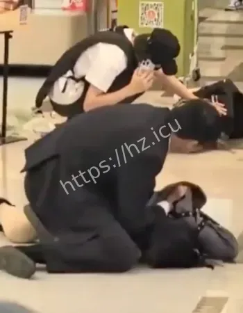 惊现变态