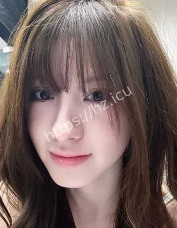 办公室黑丝诱惑老板