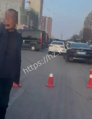 14岁少年电动车碰撞后