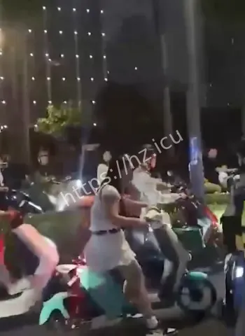 南宁外卖小哥送餐