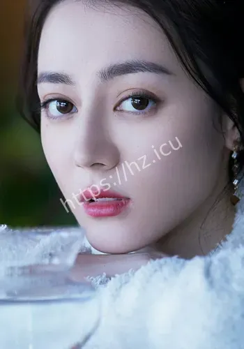 素颜出镜松弛感拉满