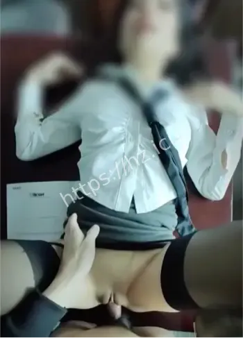 东北李倩茹办公室视频