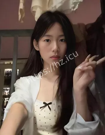 董晴