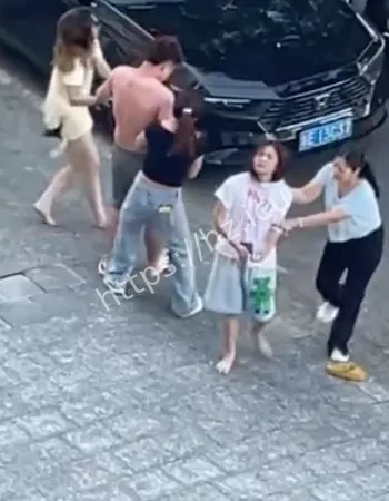 街头上演