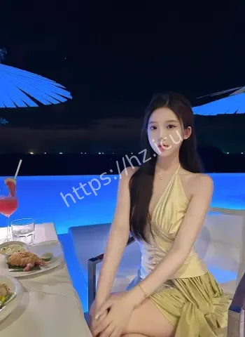 肥美翘臀背夫诱惑金主
