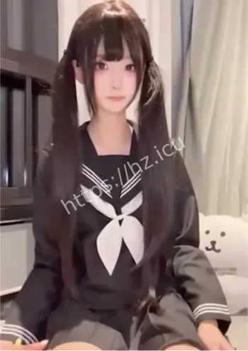 小熊发夹可爱脸蛋